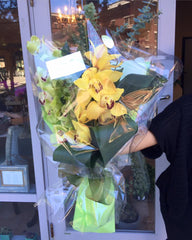 Mother's day Special Hand Bouquet : Cymbidium