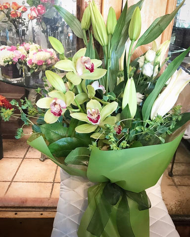 Mother's day Special Hand Bouquet : Cymbidium